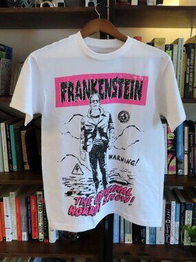 Universal Studios Monsters Frankenstein The Original Horror Show Tshirt Small